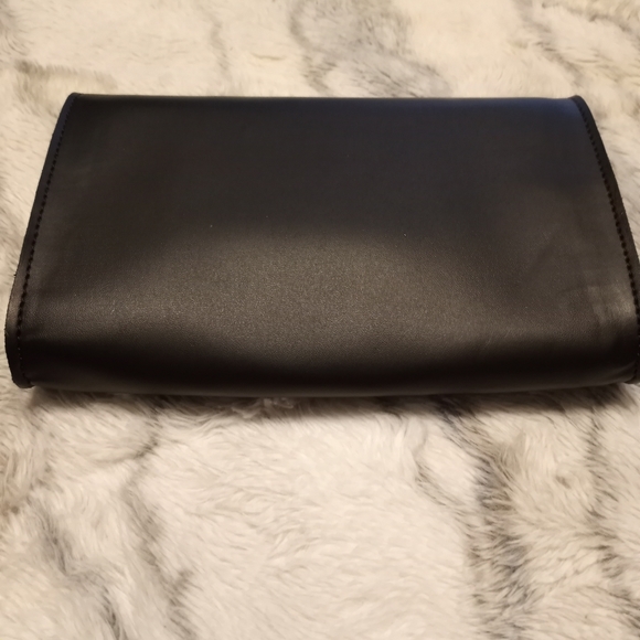 October Jaipur Clutch - Picture 6 of 10